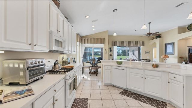 5749 WHITE JASMINE WAY, North Port, FL 34287