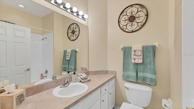 5749 WHITE JASMINE WAY, North Port, FL 34287