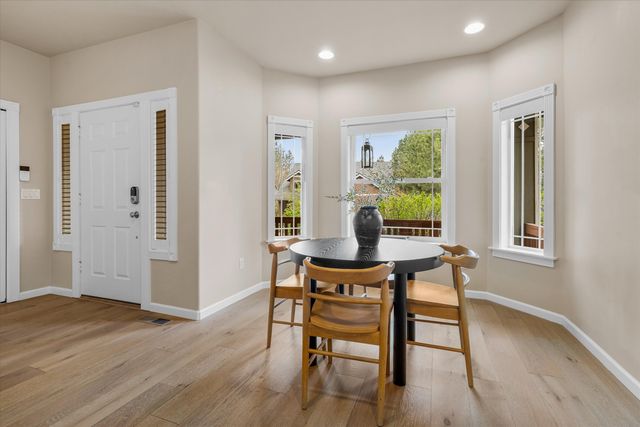 19563 Meadowbrook Drive, Bend, OR 97702