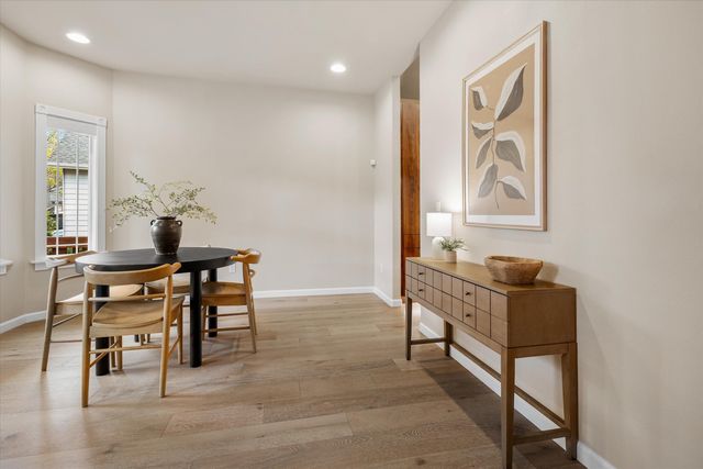 19563 Meadowbrook Drive, Bend, OR 97702