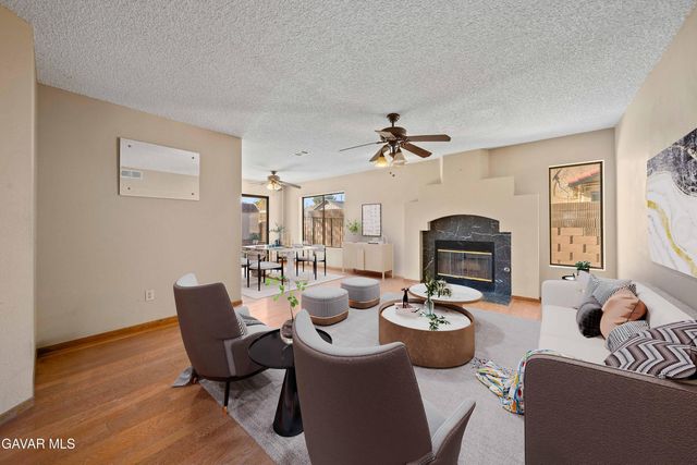 44200 Galion Avenue, Lancaster, CA 93536