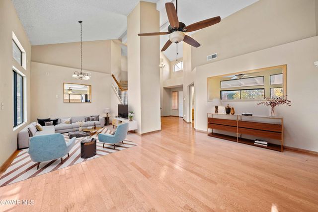 44200 Galion Avenue, Lancaster, CA 93536