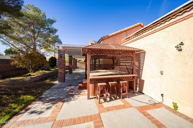 44200 Galion Avenue, Lancaster, CA 93536