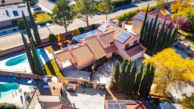 44200 Galion Avenue, Lancaster, CA 93536