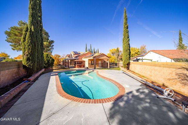 44200 Galion Avenue, Lancaster, CA 93536