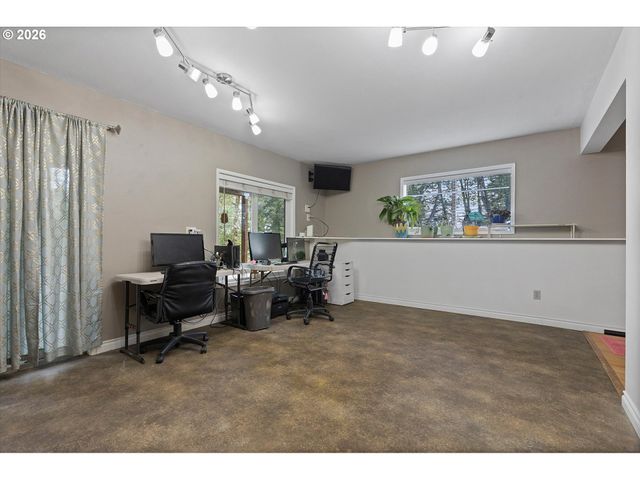 14110 THURMAN St, Oregon City, OR 97045