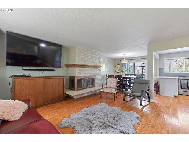 14110 THURMAN St, Oregon City, OR 97045
