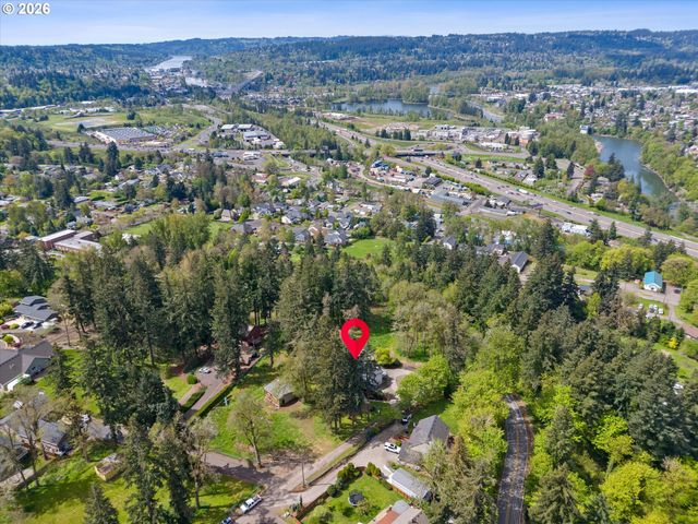14110 THURMAN St, Oregon City, OR 97045