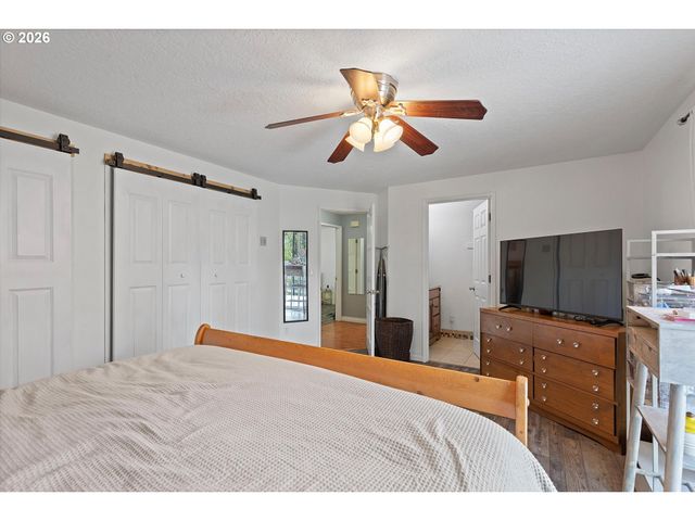 14110 THURMAN St, Oregon City, OR 97045