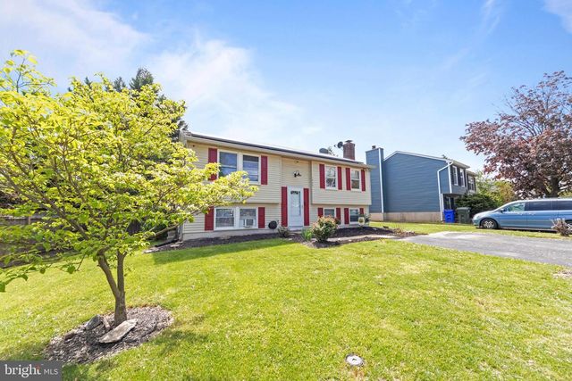 1603 DOGWOOD DR, Frederick, MD 21701