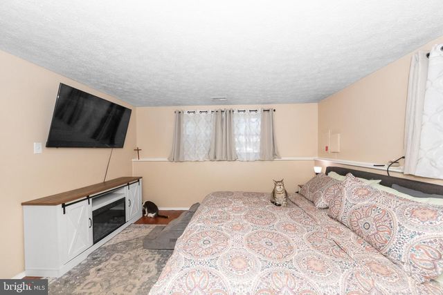 1603 DOGWOOD DR, Frederick, MD 21701