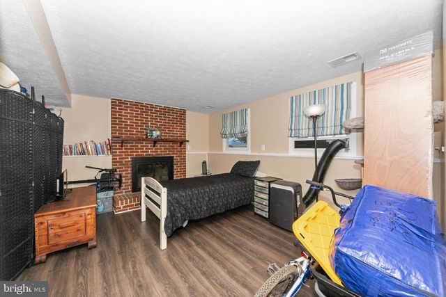 1603 DOGWOOD DR, Frederick, MD 21701