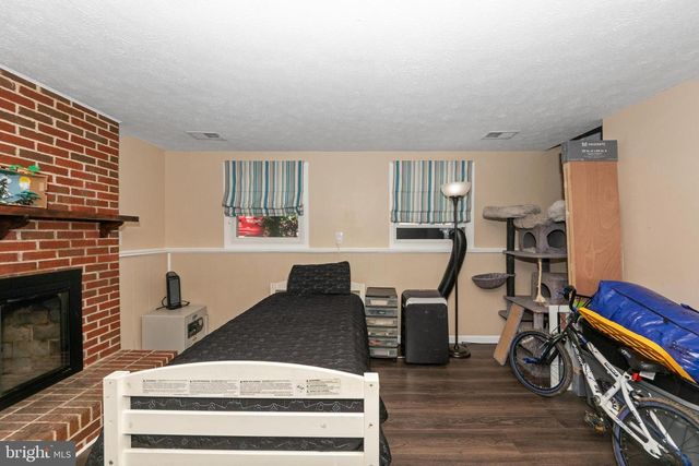 1603 DOGWOOD DR, Frederick, MD 21701