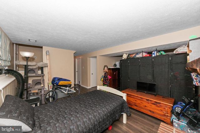 1603 DOGWOOD DR, Frederick, MD 21701