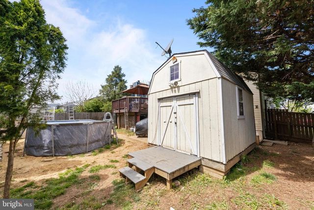 1603 DOGWOOD DR, Frederick, MD 21701