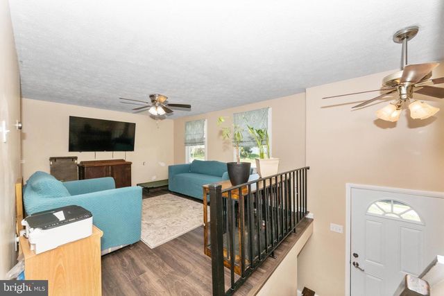 1603 DOGWOOD DR, Frederick, MD 21701