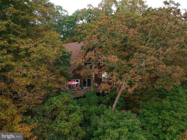 127 BAVINGTON RD, Perkiomenville, PA 18074