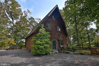 127 BAVINGTON RD, Perkiomenville, PA 18074
