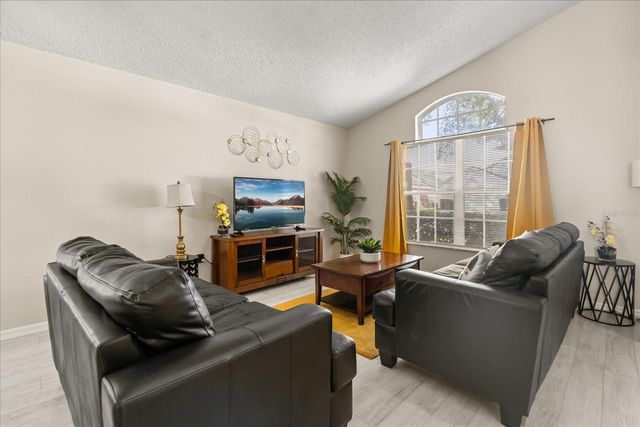 1113 CASTERTON CIRCLE, Davenport, FL 33897