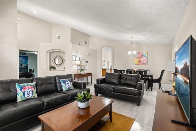 1113 CASTERTON CIRCLE, Davenport, FL 33897