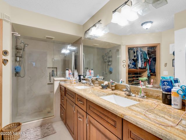 335 SUNRISE Circle, Neptune Beach, FL 32266