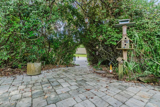 335 SUNRISE Circle, Neptune Beach, FL 32266
