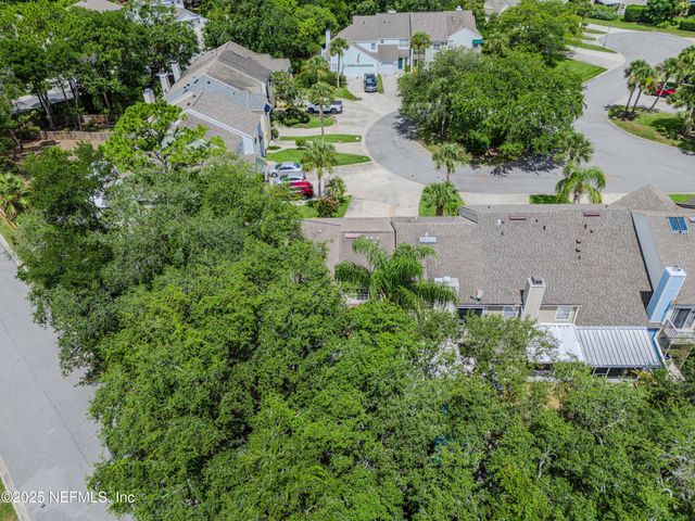 335 SUNRISE Circle, Neptune Beach, FL 32266