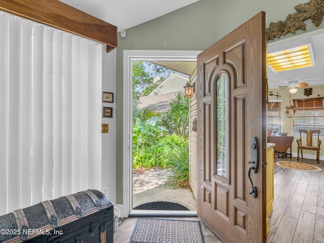 335 SUNRISE Circle, Neptune Beach, FL 32266