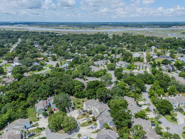 335 SUNRISE Circle, Neptune Beach, FL 32266