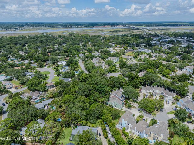 335 SUNRISE Circle, Neptune Beach, FL 32266