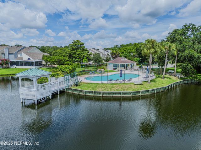 335 SUNRISE Circle, Neptune Beach, FL 32266