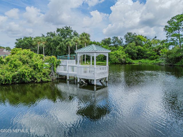 335 SUNRISE Circle, Neptune Beach, FL 32266