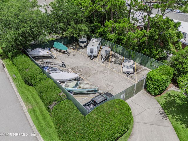 335 SUNRISE Circle, Neptune Beach, FL 32266