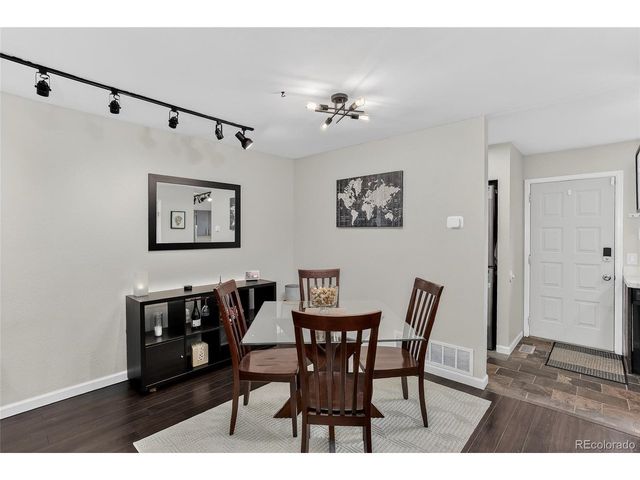 889 Summer Dr 14, Highlands Ranch, CO 80126