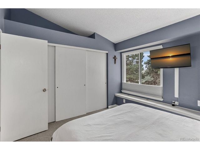 889 Summer Dr 14, Highlands Ranch, CO 80126