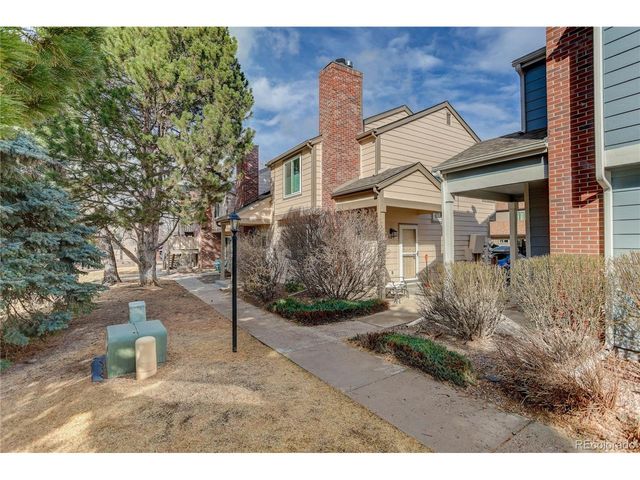 889 Summer Dr 14, Highlands Ranch, CO 80126