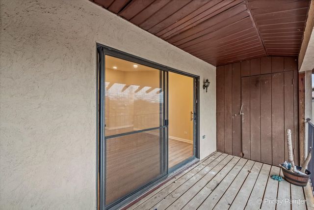 21W581 North Avenue 58, Lombard, IL 60148