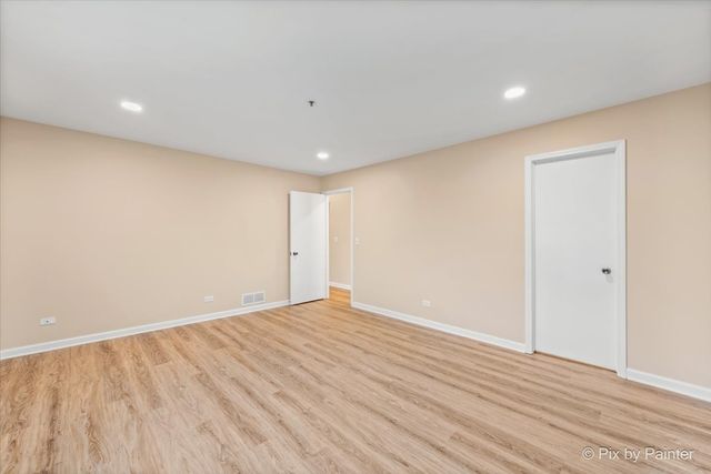 21W581 North Avenue 58, Lombard, IL 60148