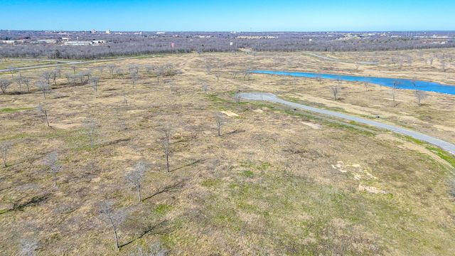 Lot 132 Waterfront Club, Corsicana, TX 75110