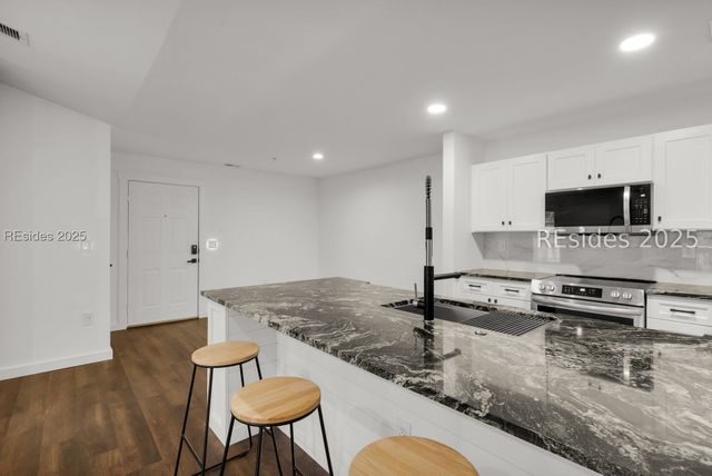 380 Marshland Rd Apt C33, Hilton Head Island, SC 29926