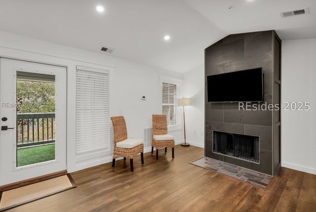 380 Marshland Rd Apt C33, Hilton Head Island, SC 29926