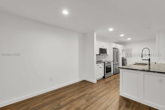 380 Marshland Rd Apt C33, Hilton Head Island, SC 29926