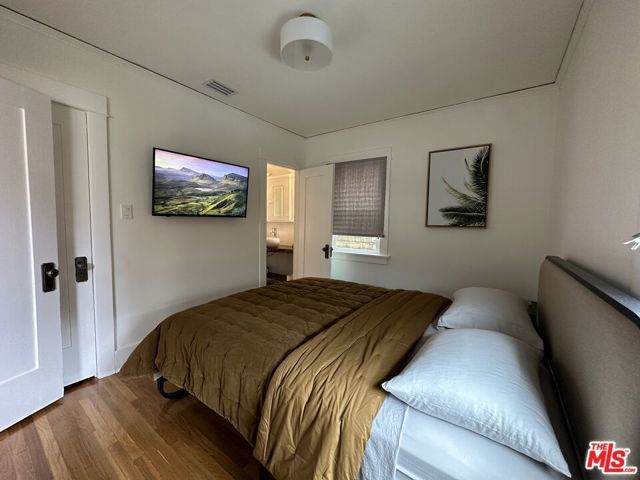 531 Burchett Street, Glendale, CA 91203