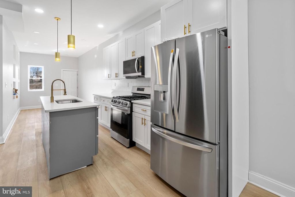 524 N PULASKI ST, Baltimore, MD 21223