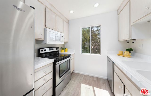 11301 Summertime Lane, Culver City, CA 90230