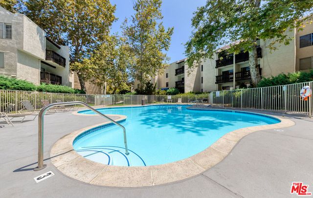 11301 Summertime Lane, Culver City, CA 90230