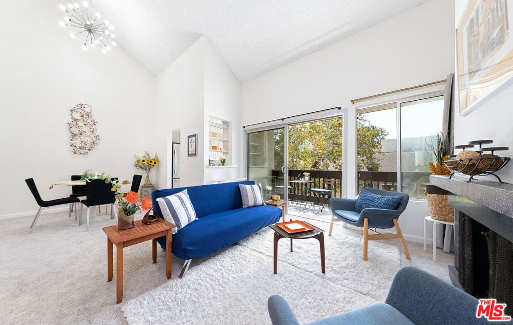 11301 Summertime Lane, Culver City, CA 90230