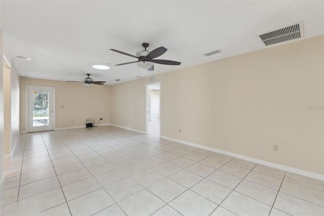 1396 8TH AVENUE, Deland, FL 32724