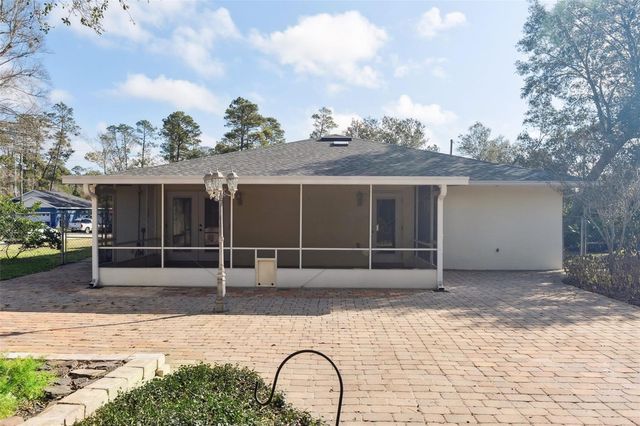 1396 8TH AVENUE, Deland, FL 32724