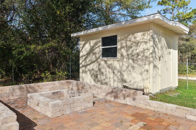 1396 8TH AVENUE, Deland, FL 32724